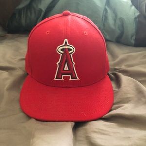 ANGELS FITTED HAT